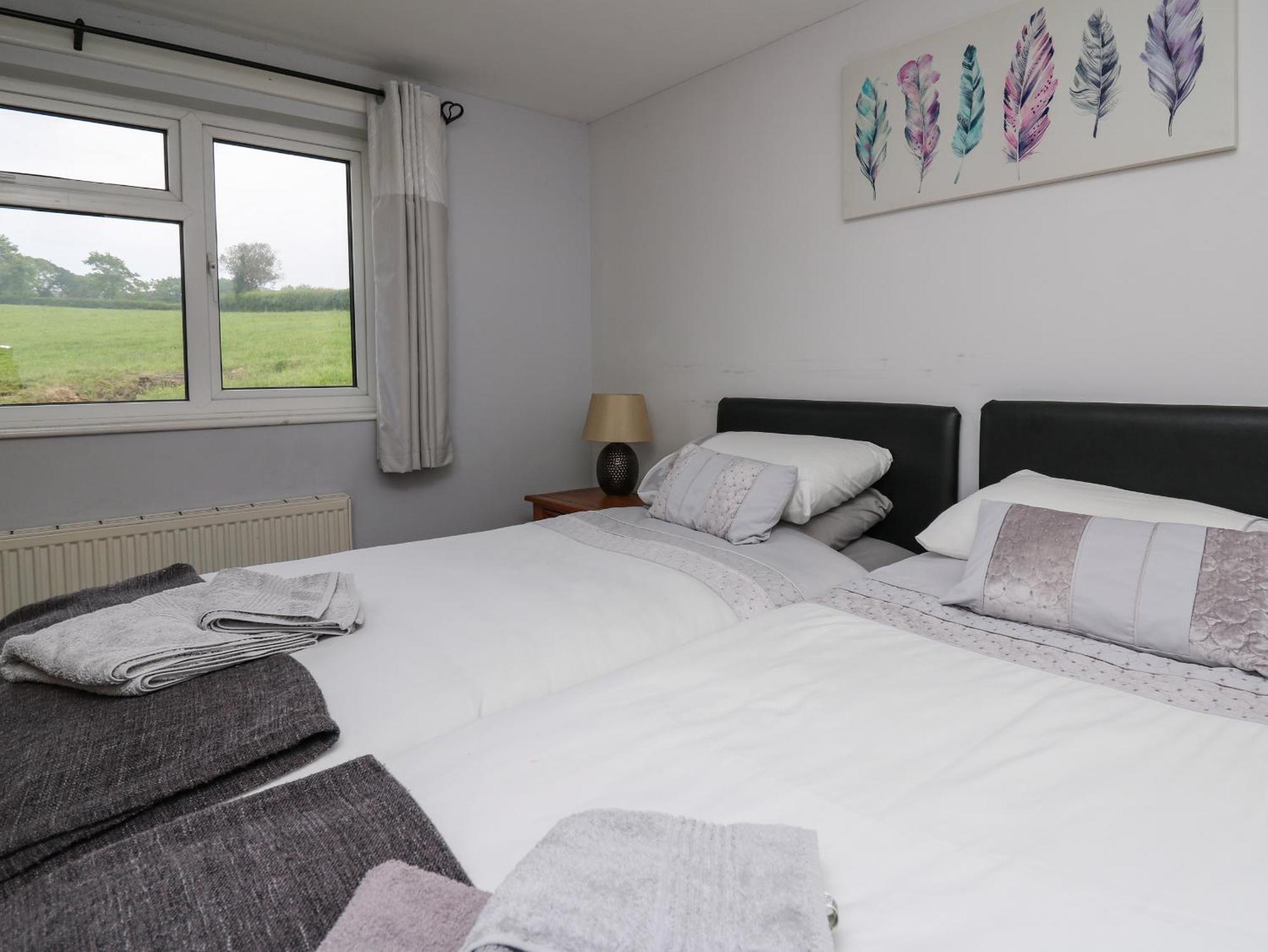 Aberdauddwr Villa Llanwnen ภายนอก รูปภาพ