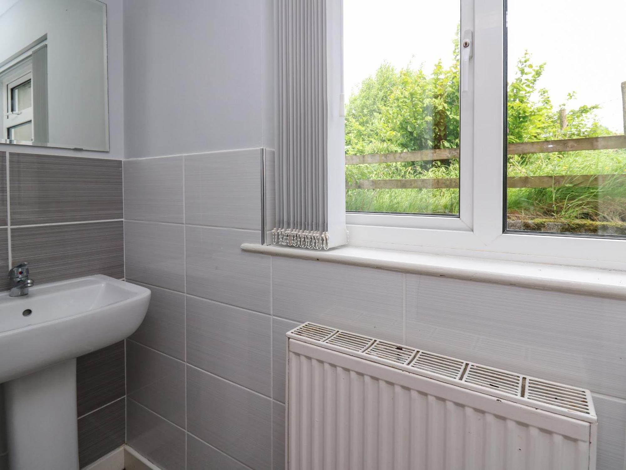 Aberdauddwr Villa Llanwnen ภายนอก รูปภาพ